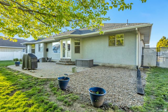 65 W 850 S, Centerville, UT 84014