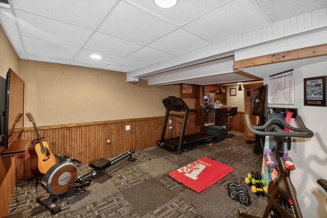440 S 74th STREET, Milwaukee, WI 53214