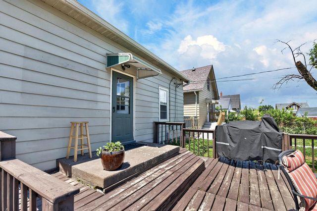 440 S 74th STREET, Milwaukee, WI 53214