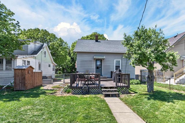 440 S 74th STREET, Milwaukee, WI 53214