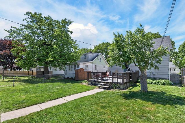 440 S 74th STREET, Milwaukee, WI 53214