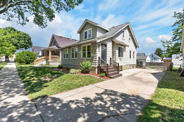 440 S 74th STREET, Milwaukee, WI 53214