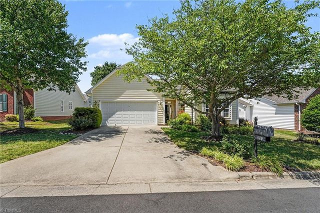 119 Riverwalk Lane, Jamestown, NC 27282