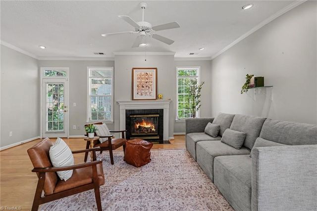 119 Riverwalk Lane, Jamestown, NC 27282