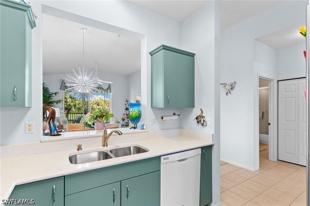 2335 Carrington CT 201, Naples, FL 34109