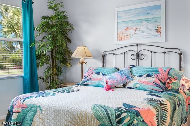 2335 Carrington CT 201, Naples, FL 34109