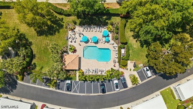 2335 Carrington CT 201, Naples, FL 34109