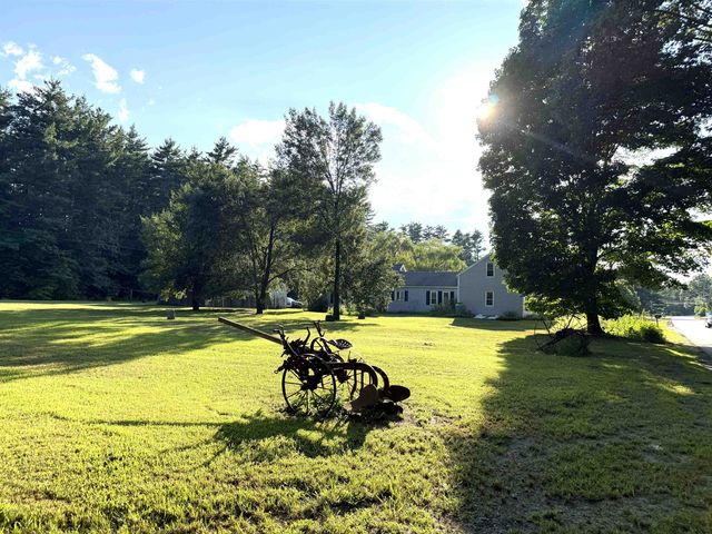 284 South Road, Brentwood, NH 03833