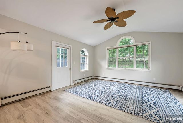 327 Hil Ray Avenue, Wyckoff, NJ 07481
