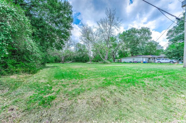 0 Krueger Dr, Dickinson, TX 77539