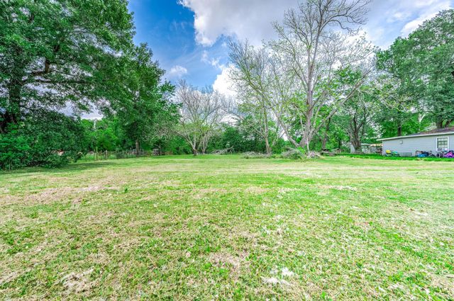 0 Krueger Dr, Dickinson, TX 77539