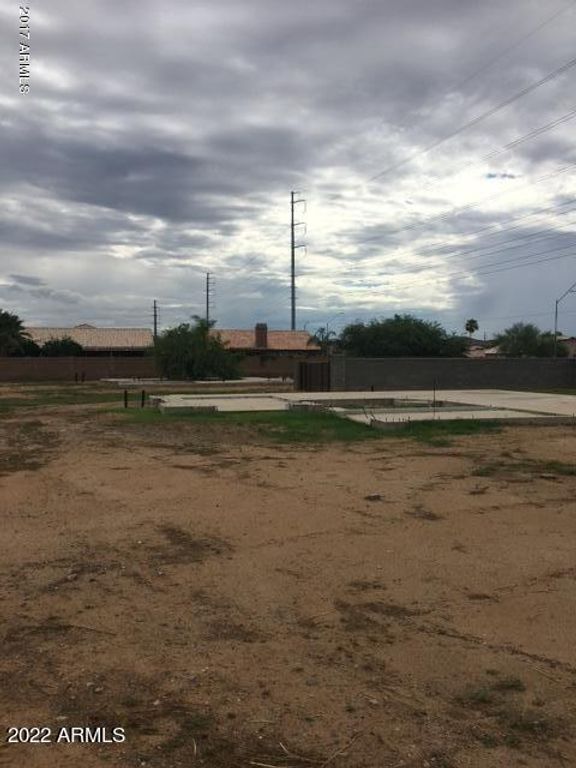 3005 E RENEE Drive 1,2,3,4,5,6, Phoenix, AZ 85050 — photo 2