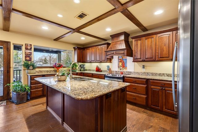 122 Bayside Circle, Malakoff, TX 75148