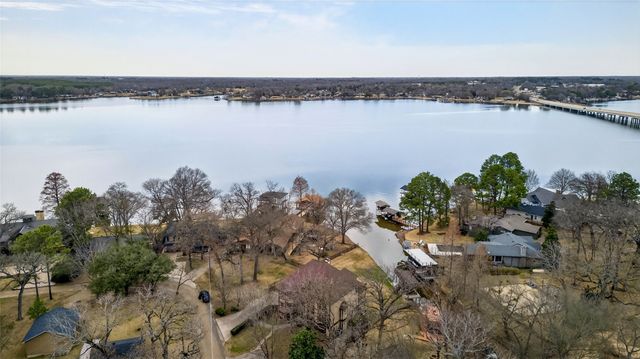 122 Bayside Circle, Malakoff, TX 75148