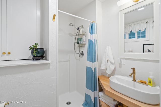 607 N 7th ST, Coeur D'alene, ID 83814