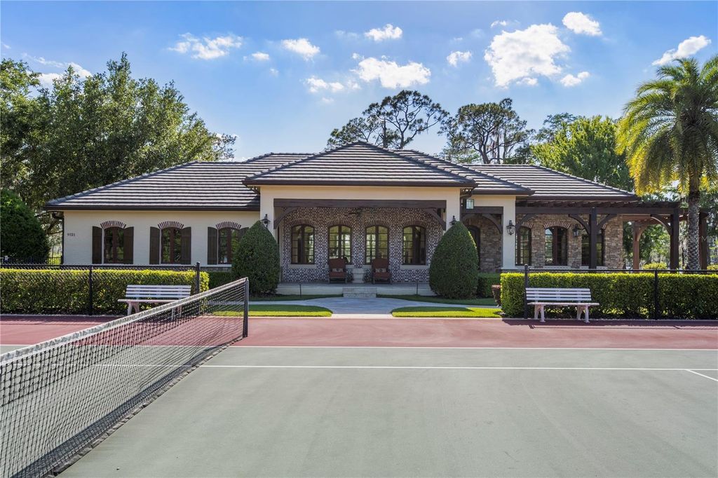 Image 11 of property listing at 9121 TIBET POINTE CIRCLE, Windermere, FL 34786