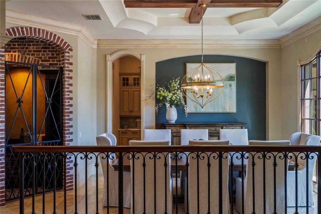 Image 16 of property listing at 9121 TIBET POINTE CIRCLE, Windermere, FL 34786