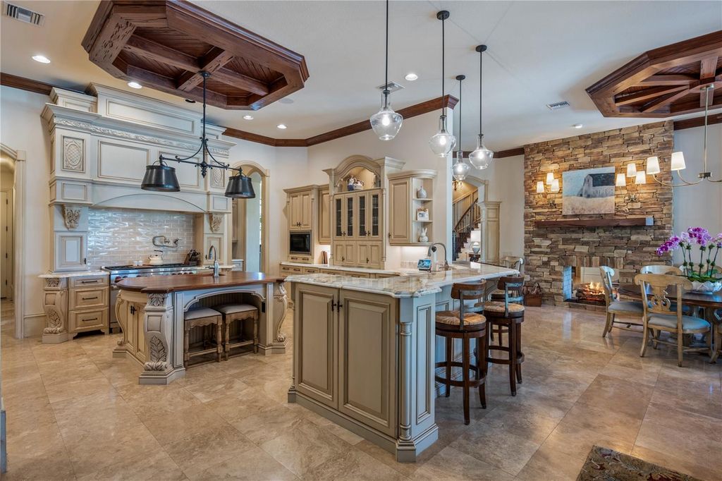 Image 24 of property listing at 9121 TIBET POINTE CIRCLE, Windermere, FL 34786