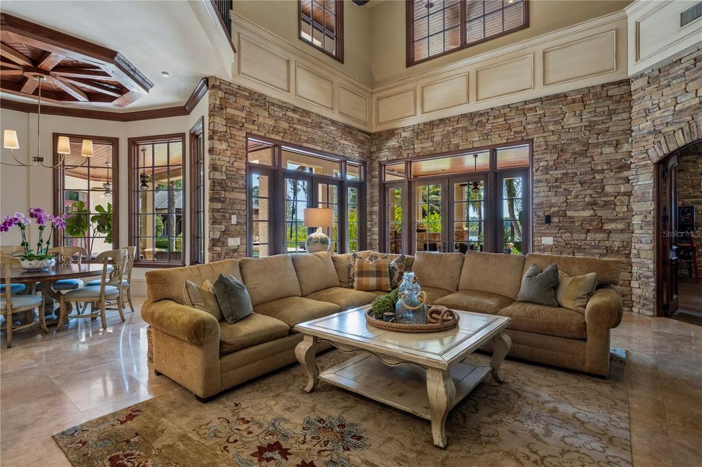 Image 30 of property listing at 9121 TIBET POINTE CIRCLE, Windermere, FL 34786
