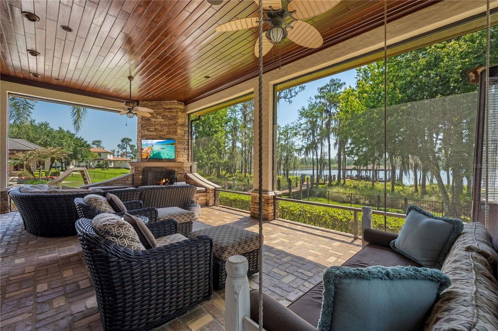 Image 43 of property listing at 9121 TIBET POINTE CIRCLE, Windermere, FL 34786