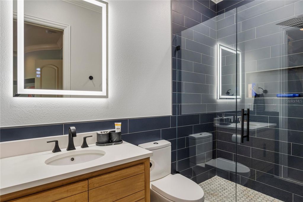 Image 71 of property listing at 9121 TIBET POINTE CIRCLE, Windermere, FL 34786