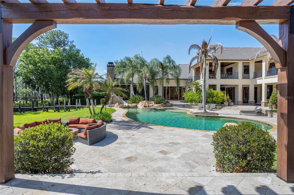 Image 76 of property listing at 9121 TIBET POINTE CIRCLE, Windermere, FL 34786