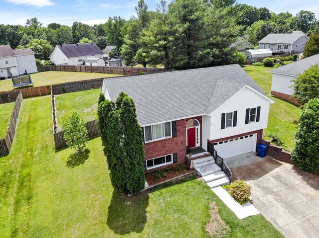 3418 Poplar Hl, Clarksville, TN 37043