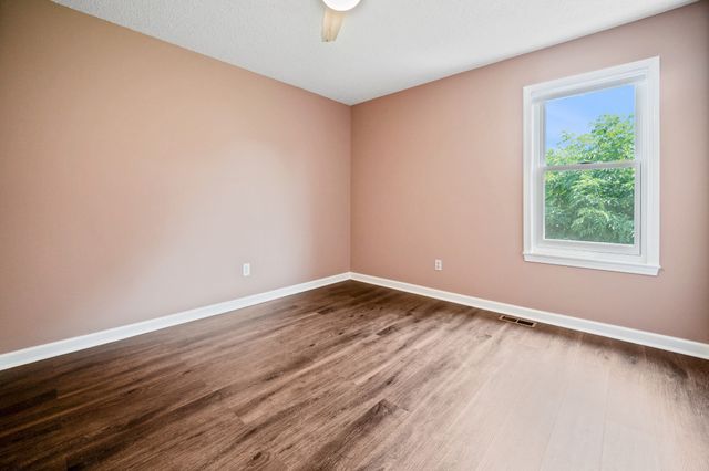3418 Poplar Hl, Clarksville, TN 37043