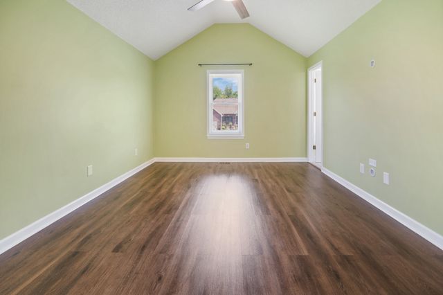3418 Poplar Hl, Clarksville, TN 37043