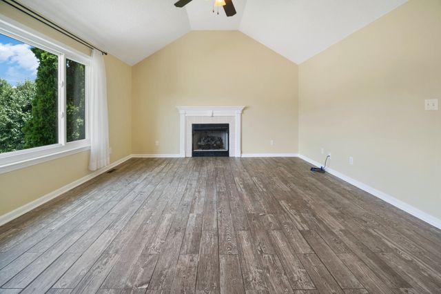 3418 Poplar Hl, Clarksville, TN 37043