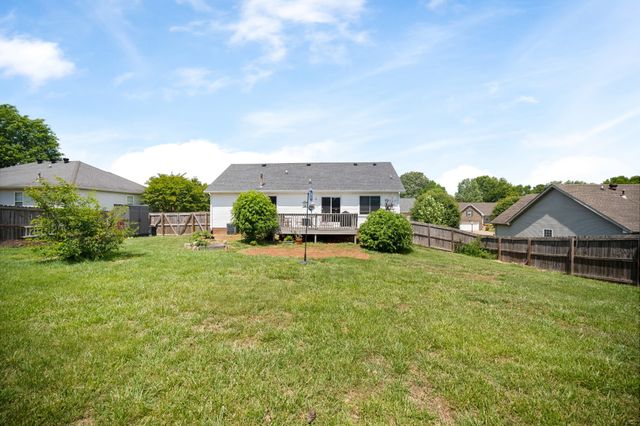 3418 Poplar Hl, Clarksville, TN 37043