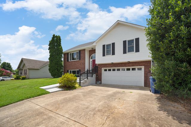 3418 Poplar Hl, Clarksville, TN 37043