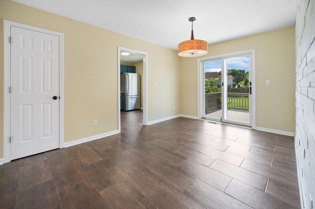 3418 Poplar Hl, Clarksville, TN 37043