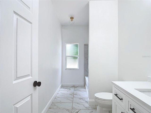 130 16TH AVENUE NE, Naples, FL 34120