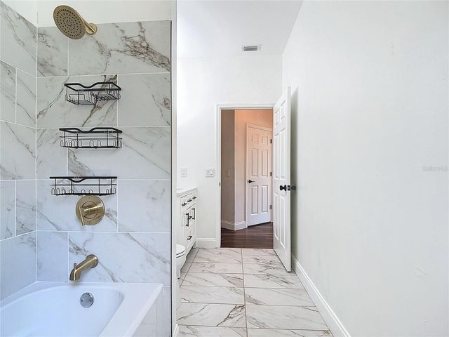 130 16TH AVENUE NE, Naples, FL 34120