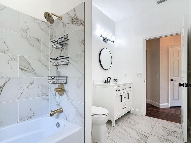 130 16TH AVENUE NE, Naples, FL 34120