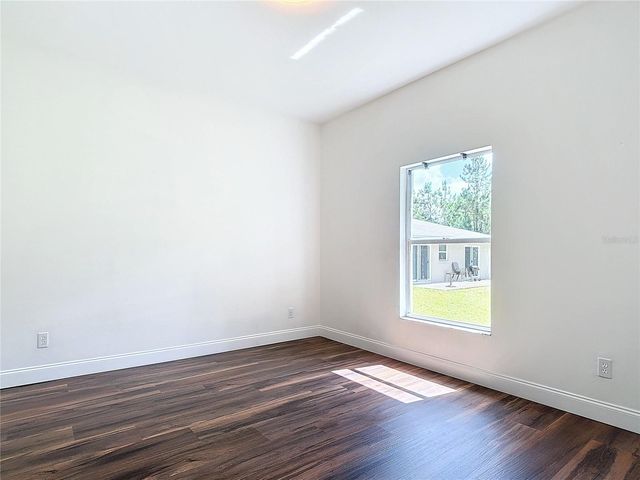 130 16TH AVENUE NE, Naples, FL 34120