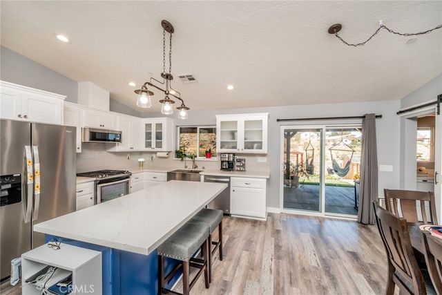 18736 Wisteria, Hesperia, CA 92345