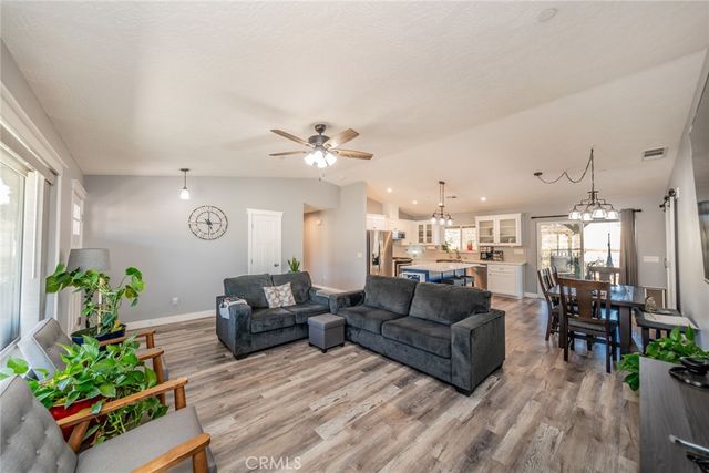 18736 Wisteria, Hesperia, CA 92345