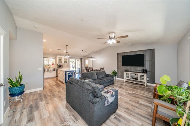 18736 Wisteria, Hesperia, CA 92345