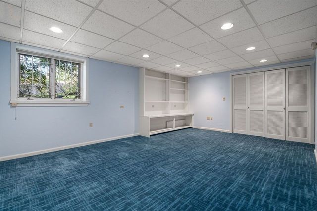 3 Catlin Rd 3, Brookline, MA 02445