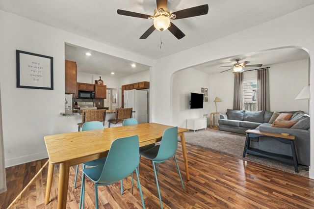 1355 Valley NW, Grand Rapids, MI 49504