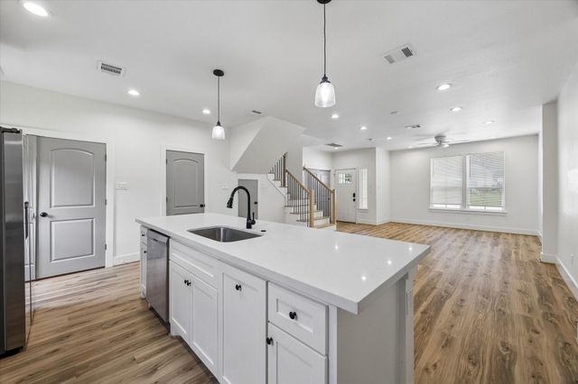 2749 Redrock Street B, Houston, TX 77088