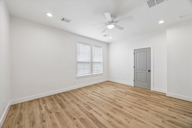 2749 Redrock Street B, Houston, TX 77088