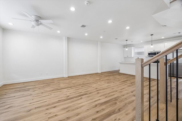 2749 Redrock Street B, Houston, TX 77088