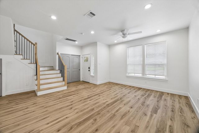 2749 Redrock Street B, Houston, TX 77088