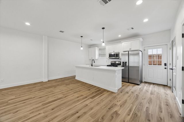 2749 Redrock Street B, Houston, TX 77088