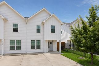 2749 Redrock Street B, Houston, TX 77088