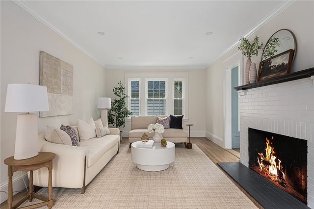 175 Freeman Parkway, Providence, RI 02906