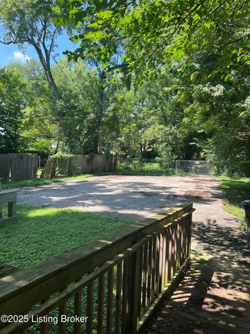 2639 Virginia Ave, Louisville, KY 40211